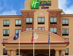 Holiday Inn Express and Suites La Place Genel