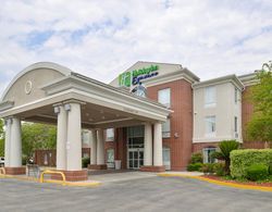 Holiday Inn Express and Suites Lafayette Genel