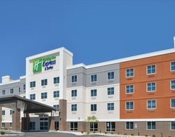 Holiday Inn Express and Suites Lexington East Winc Genel