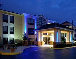 Holiday Inn Express and Suites Lexington Hwy 378 Genel