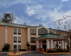 Holiday Inn Express and Suites Lexington Hwy 378 Genel