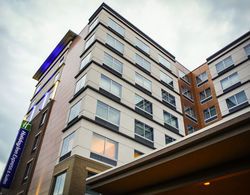 Holiday Inn Express and Suites Louisville Downtown Genel