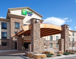 Holiday Inn Express and Suites Loveland Genel