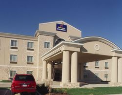 Holiday Inn Express and Suites Mansfield Genel