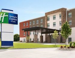 Holiday Inn Express and Suites Moose Jaw, an IHG Hotel Dış Mekan