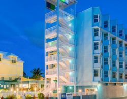 Holiday Inn Express and Suites Nassau Genel