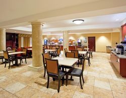 Holiday Inn Express and Suites Niagara Falls Yeme / İçme