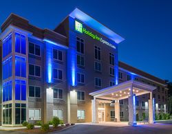 Holiday Inn Express and Suites Norwood Boston Area Genel