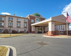 Holiday Inn Express and Suites Ogden Genel
