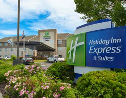 Holiday Inn Express and Suites Omaha-120th & Maple Genel