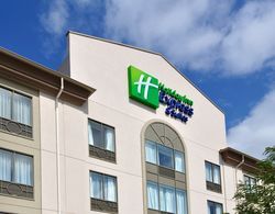 Holiday Inn Express and Suites Ottawa Airport Genel