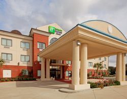 Holiday Inn Express and Suites Panama City Tyndall Genel