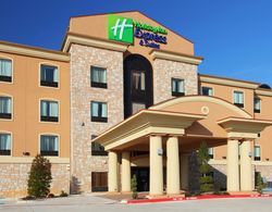 Holiday Inn Express and Suites Paris Genel