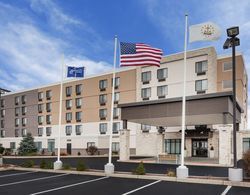 Holiday Inn Express and Suites Providence Woonsock Genel
