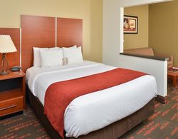 Holiday Inn Express and Suites Santa Fe Genel
