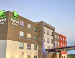 Holiday Inn Express and Suites Spencer Genel