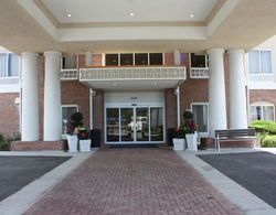 Holiday Inn Express and Suites Spring Hill Genel