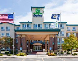 Holiday Inn Express and Suites St. Paul Ne Vadnais Genel