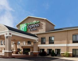 Holiday Inn Express and Suites Three Rivers Genel