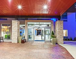 Holiday Inn Express and Suites Tulsa West Sand Spr Genel