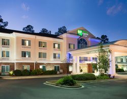Holiday Inn Express and Suites Walterboro I 95 Genel