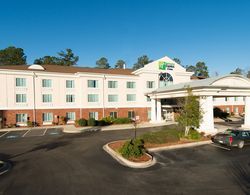 Holiday Inn Express and Suites Walterboro I 95 Genel