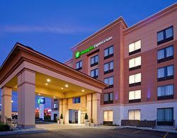 Holiday Inn Express and Suites Woodstock South Genel