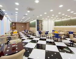 Holiday Inn Express Av.Liberdade Yeme / İçme