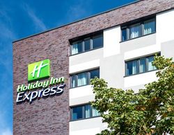 Holiday Inn Express Bremen Airport Genel