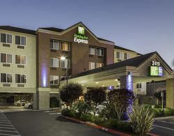 Holiday Inn Express Castro Valley Genel