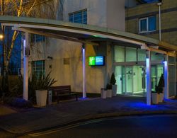 Holiday Inn Express Chingford North Circular Genel