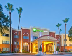 Holiday Inn Express Clearwater-Gateway Area  Genel