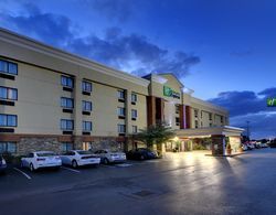 Holiday Inn Express Fort Campbell-Oak Grove Genel