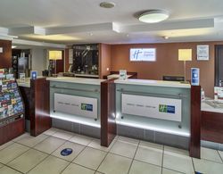 Holiday Inn Express Glenrothes Genel