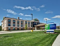 Holiday Inn Express Hutchinson Genel