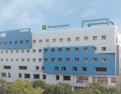 Holiday Inn Express Hyderabad Banjara Hills, an IHG Hotel Dış Mekan