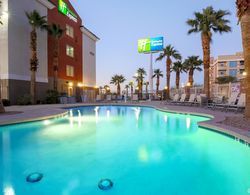 Holiday Inn Express Las Vegas  Genel