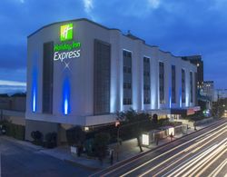Holiday Inn Express Mexico - Toreo Genel