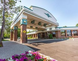 Holiday Inn Express Naperville Genel
