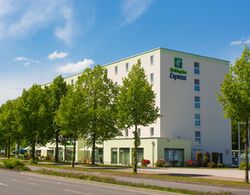 Holiday Inn Express Neunkirchen Genel