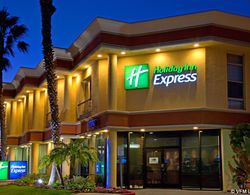 Holiday Inn Express Newport Beach Genel