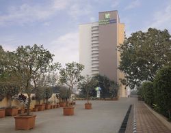 Holiday Inn Express Pune Hinjewadi, an IHG Hotel Dış Mekan