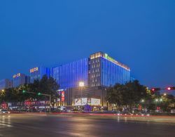 Holiday Inn Express Qingdao Chengyang Central Genel