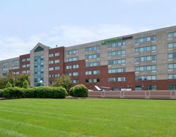 Holiday Inn Express St. Louis Airport Riverport Genel