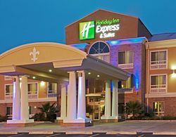 Holiday Inn Express Hotel & Suites Alexandria Genel