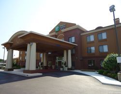 Holiday Inn Express & Suites Anniston/Oxford Genel