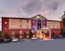 Holiday Inn Express & Suites Atlanta Emory Univer Genel