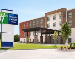 Holiday Inn Express & Suites Brighton Genel