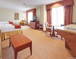 Holiday Inn Express Hotel & Suites Canton Genel