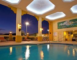 Holiday Inn Express Hotel & Suites Cocoa Beach  Genel
